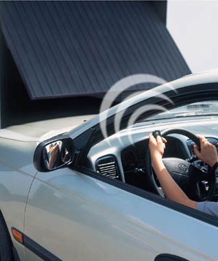 Výklopná vrata, barva RAL 7016 Výklopná vrata, barva RAL 7016