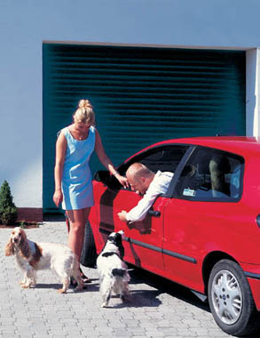 Posuvné dveře BR- 77, barva RAL 7040 Posuvné dveře BR- 77, barva RAL 7040